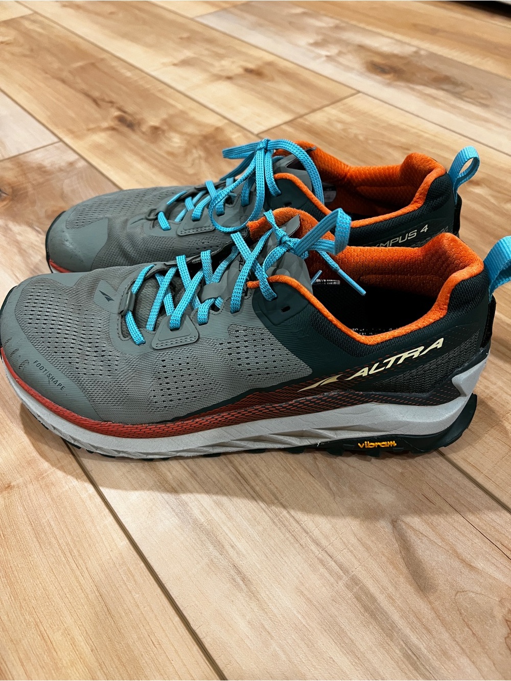 Altra Olympus 4 Men’s 12 Green with orange